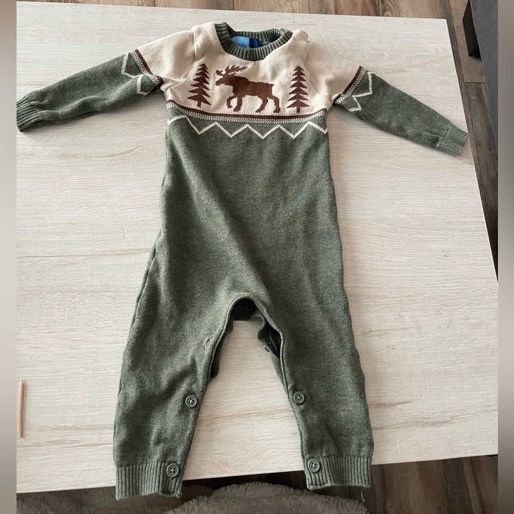 Moose hunter green sleeper